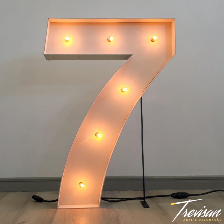 Numero 7 - Com Luz